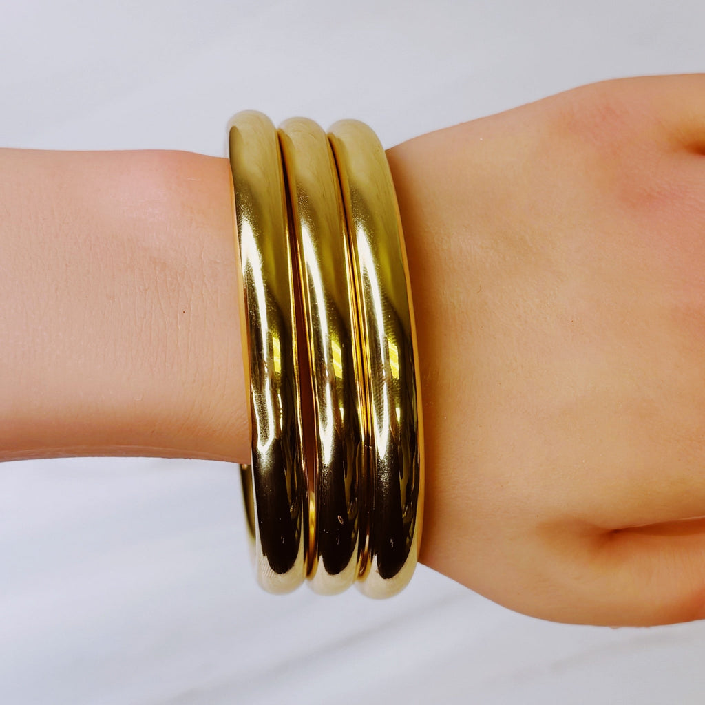 Golden Stack Luxe Bangle Set
